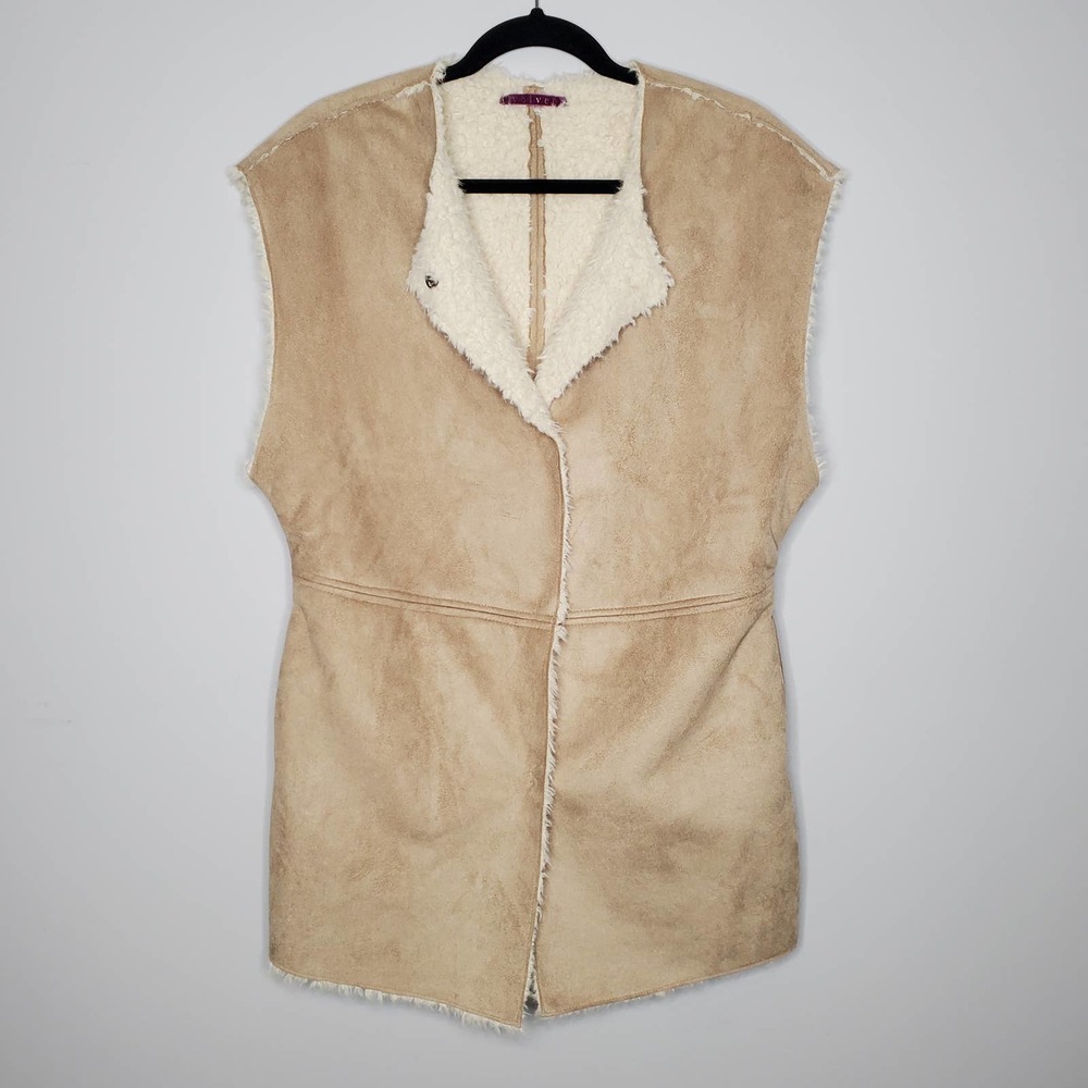 VELVET BY GRAHAM & SPENCER Cream Faux Fur Sleeveless Vest Sz S